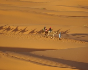 5 days private Sahara tour from Fes to Marrakech,adventure Fes to Erg Chebbi 4x4 tour