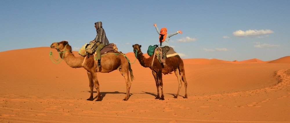 Desert trekking in Merzouga,Sahara hiking,Erg Chebbi trekking walking tours