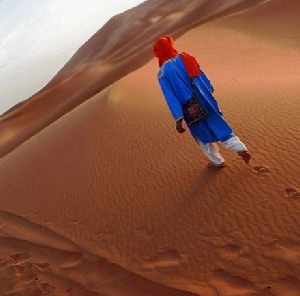 Desert trekking in Merzouga,Sahara hiking,Erg Chebbi trekking walking tours