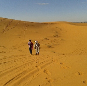 Desert trekking in Merzouga,Sahara hiking,Erg Chebbi trekking walking tours