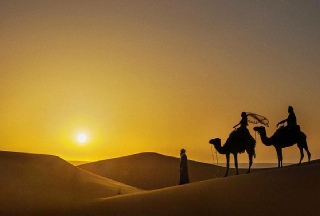 private 4 days Marrakech tour to Merzouga and Fes,4x4 Morocco tours,adventure Marrakech trip